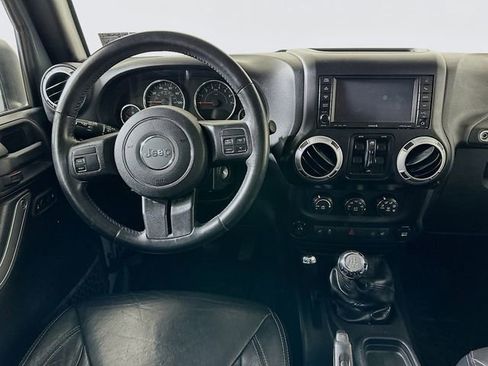 Used 2015 Jeep Wrangler Unlimited Sahara w/ Dual Top Group image 20