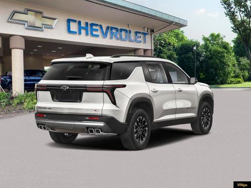 New 2026 Chevrolet Traverse Z71 AWD/4WD image 2