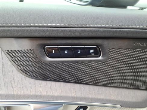 New 2026 Volvo XC90 B6 Ultra w/ Protection Package Premier image 16