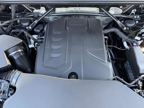 Used 2025 Audi Q5 Premium Plus image 26