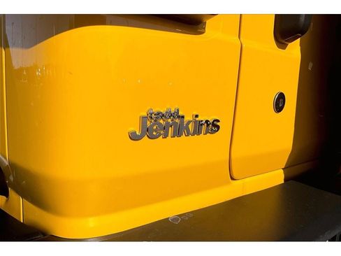 Used 2018 Jeep Wrangler Unlimited Sport S image 32