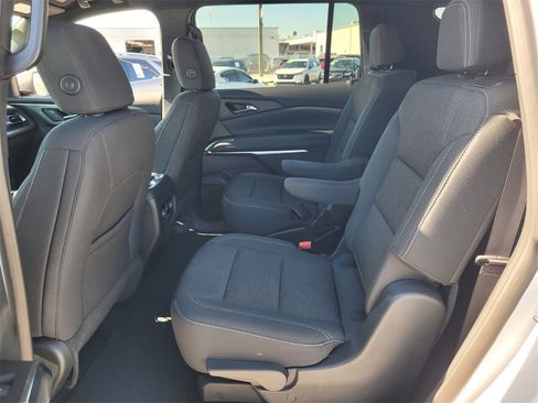 Certified 2025 Chevrolet Traverse LT image 15