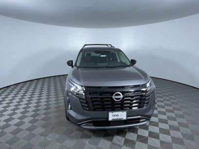 New 2026 Nissan Pathfinder Platinum w/ Accent Package