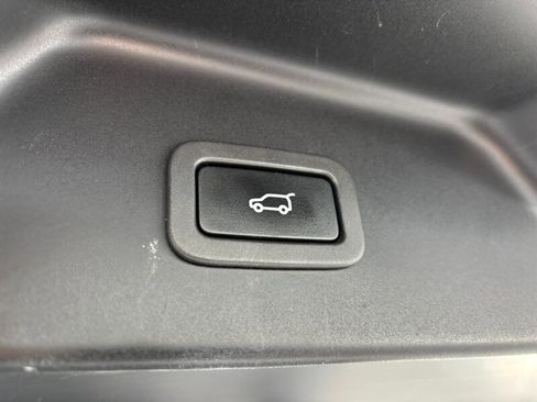 Used 2014 Land Rover Range Rover Long Wheelbase Supercharged image 20