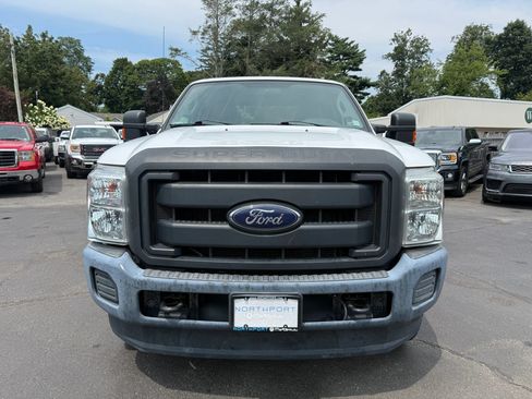 Used 2016 Ford F250 XL w/ Power Equipment Group AWD/4WD image 3