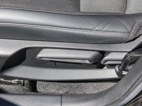 Used 2022 Honda Civic Sport image 27