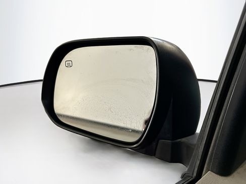 Used 2014 Toyota Sienna LE image 16