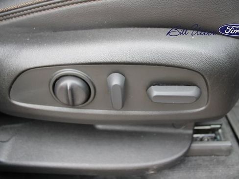 Used 2022 Chevrolet Traverse High Country w/ LPO, Floor Liner Package image 11