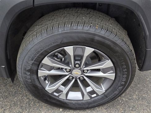 New 2026 Chevrolet Equinox LT image 9