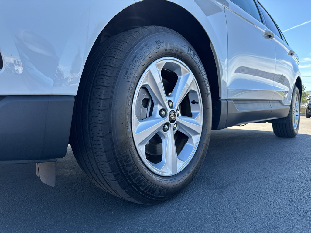 Used 2024 Ford Edge SE AWD/4WD image 17