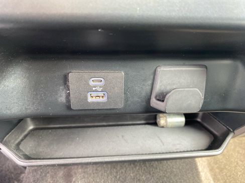 Used 2022 Ford F150 XLT w/ XTR Package image 13