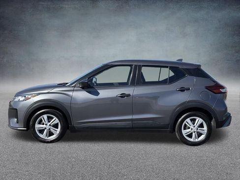 Used 2024 Nissan Kicks S FWD image 7