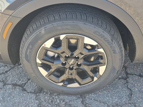New 2026 Kia Sorento S AWD/4WD image 17