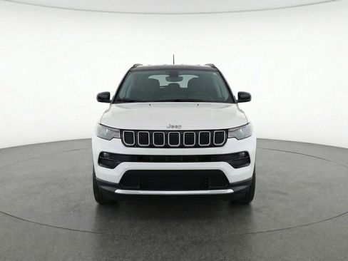 Used 2025 Jeep Compass Limited image 2