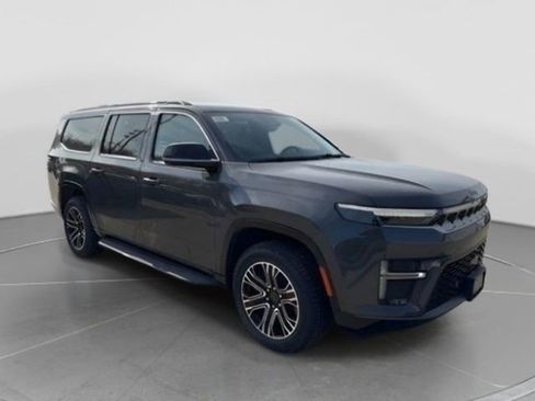 New 2026 Jeep Grand Wagoneer L 4WD w/ Premium Group I image 6