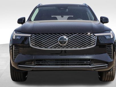 New 2026 Volvo XC90 B6 Plus w/ Protection Package
