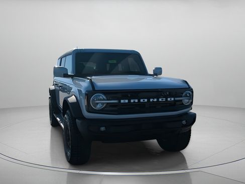 New 2026 Ford Bronco Outer Banks AWD/4WD image 6