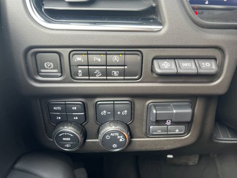 Certified 2023 Chevrolet Suburban High Country w/ Max Trailering Package image 30