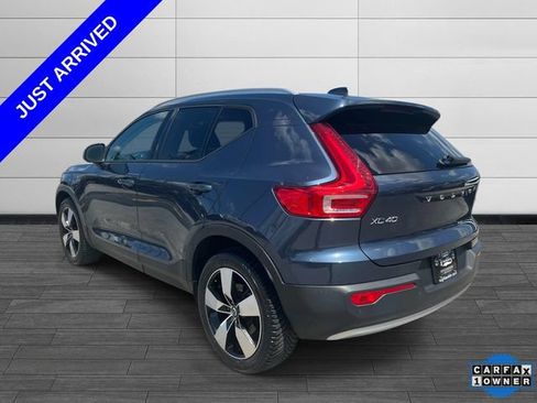 Used 2021 Volvo XC40 T5 Momentum w/ Premium Package AWD/4WD image 5