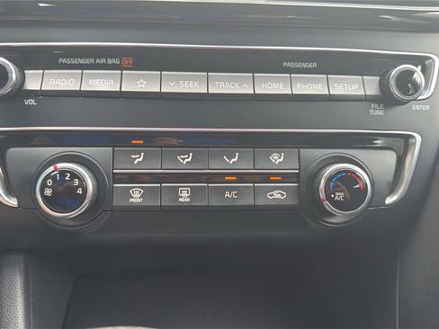 Used 2019 Kia Optima LX FWD image 18