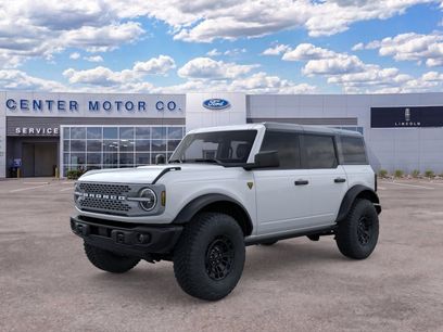 New 2026 Ford Bronco Badlands w/ Sasquatch Package