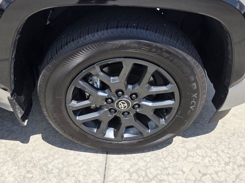 Certified 2025 Toyota Sequoia Platinum AWD/4WD image 14