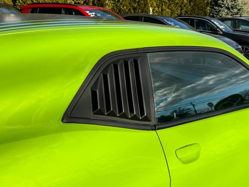 Used 2015 Dodge Challenger R/T Plus image 20