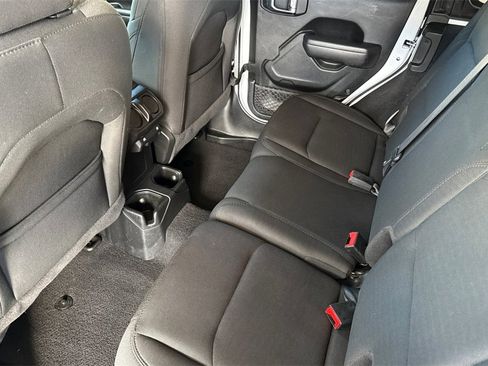 Used 2020 Jeep Wrangler Unlimited Sport image 5
