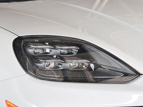 Used 2026 Porsche Cayenne S image 26
