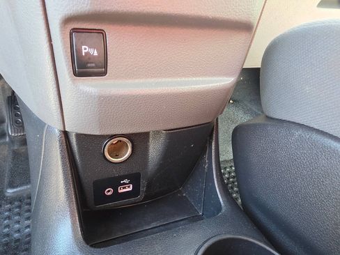 Used 2020 Nissan NV200 SV w/ Back Door Glass Package FWD image 41