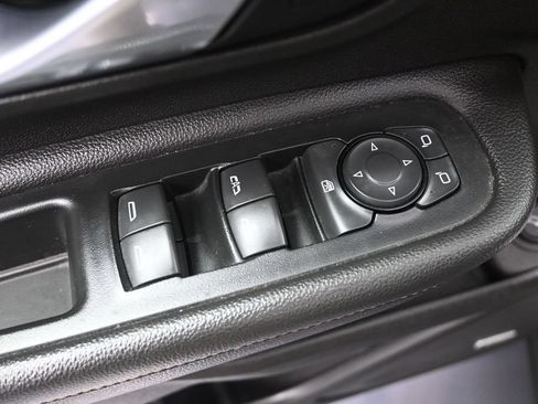 Used 2018 GMC Terrain SLT w/ Preferred Package AWD/4WD image 10