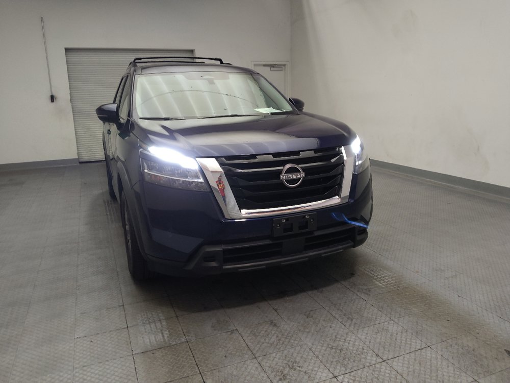 Used 2022 Nissan Pathfinder SV FWD image 14