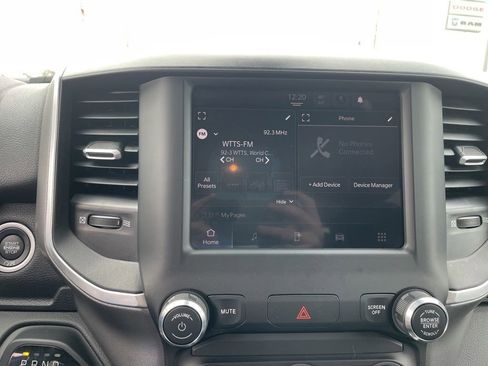 Used 2024 RAM 2500 Big Horn w/ Bed Utility Group image 27