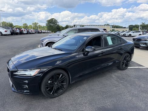 Used 2024 Volvo S60 B5 Plus w/ Climate Package AWD/4WD image 6