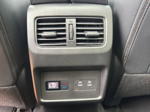 Used 2025 Nissan Rogue SL w/ SL Premium Package AWD/4WD image 21