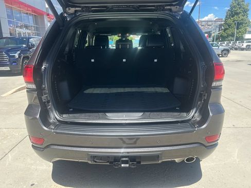 Used 2021 Jeep Grand Cherokee Laredo X AWD/4WD image 15