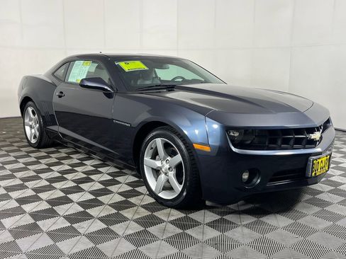 Used 2013 Chevrolet Camaro LT RWD image 3