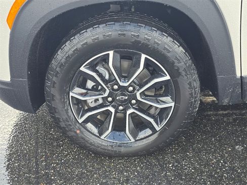 New 2026 Chevrolet TrailBlazer ACTIV w/ Convenience Package image 11