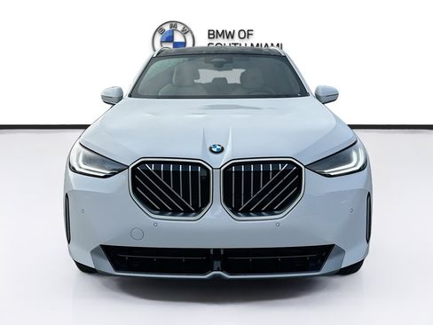 New 2026 BMW X3 xDrive30 w/ Premium Package image 2