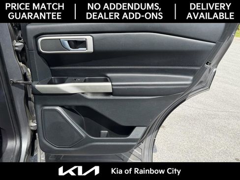 Used 2021 Ford Explorer XLT w/ Equipment Group 202A RWD image 17