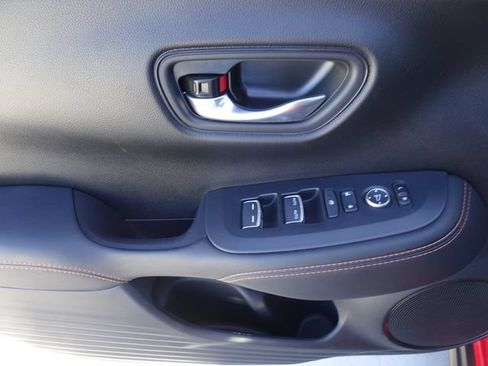 Certified 2026 Honda HR-V Sport image 8