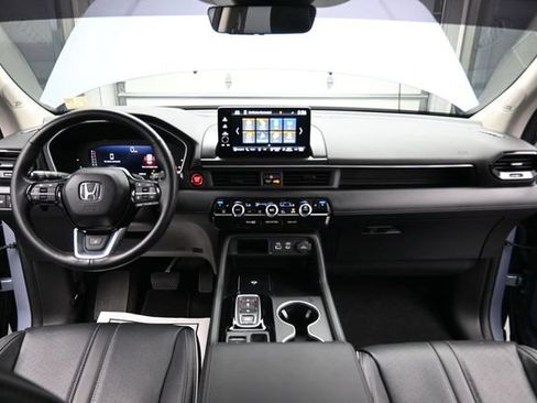 Used 2023 Honda Pilot Elite image 21