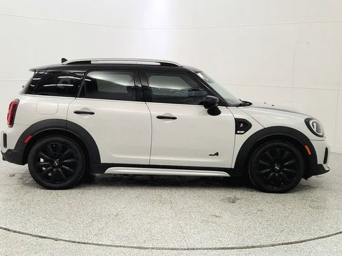 Used 2023 MINI Cooper Countryman S w/ Premium Package image 8