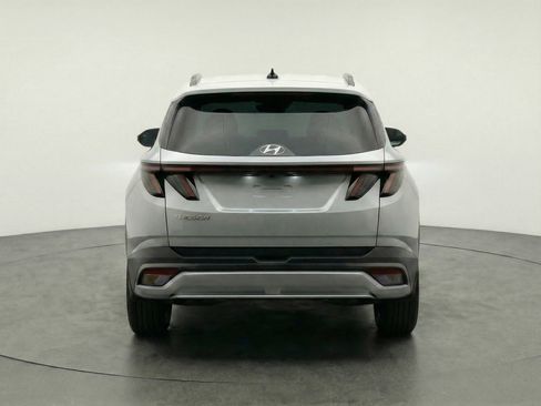 Used 2025 Hyundai Tucson SEL FWD image 7