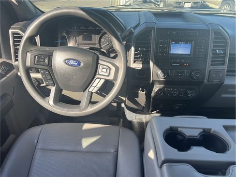 Used 2022 Ford F550 2WD Crew Cab Super Duty w/ Power Equipment Group image 15