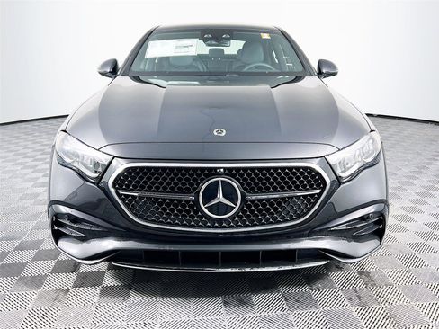 New 2026 Mercedes-Benz E 350 4MATIC Sedan image 9