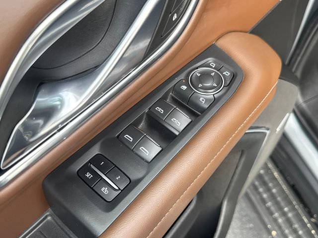 Used 2024 Chevrolet Tahoe High Country AWD/4WD image 21