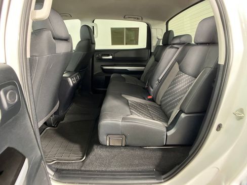 Used 2018 Toyota Tundra SR5 image 29