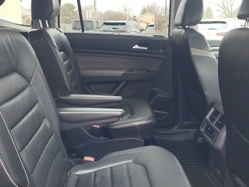 Used 2023 Volkswagen Atlas SEL Premium AWD/4WD image 18