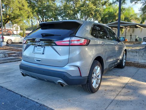 Used 2022 Ford Edge Titanium AWD/4WD image 8